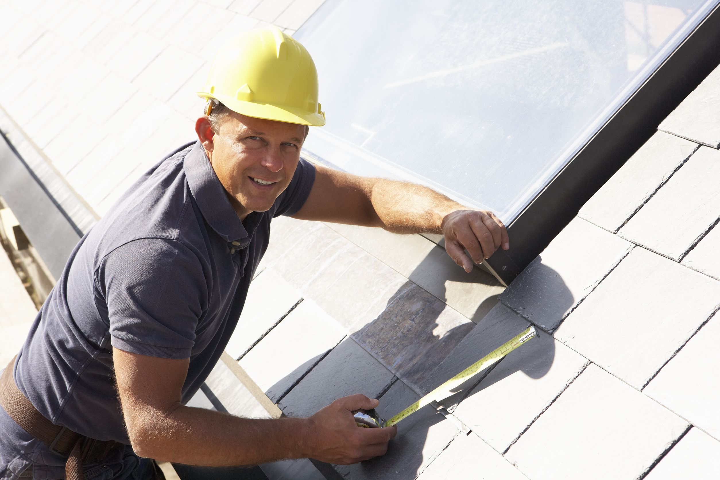 How to Lay Down New Roofs in Ellicott City MD