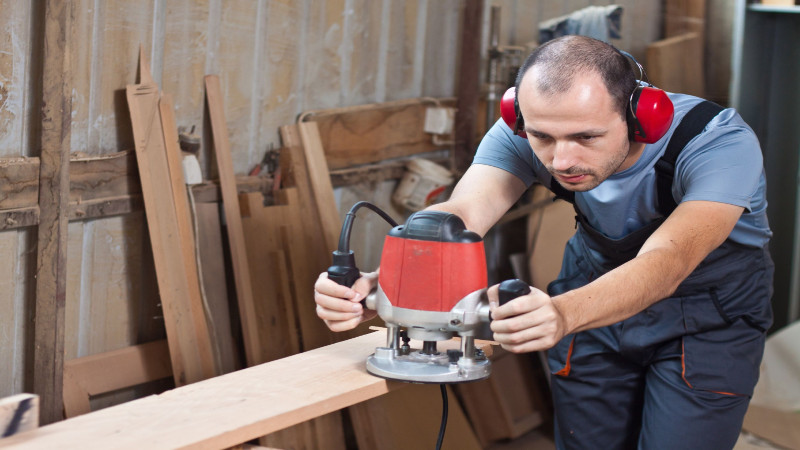 Why Using Oak to Clad Your Home in Brighton Is a Smart Choice