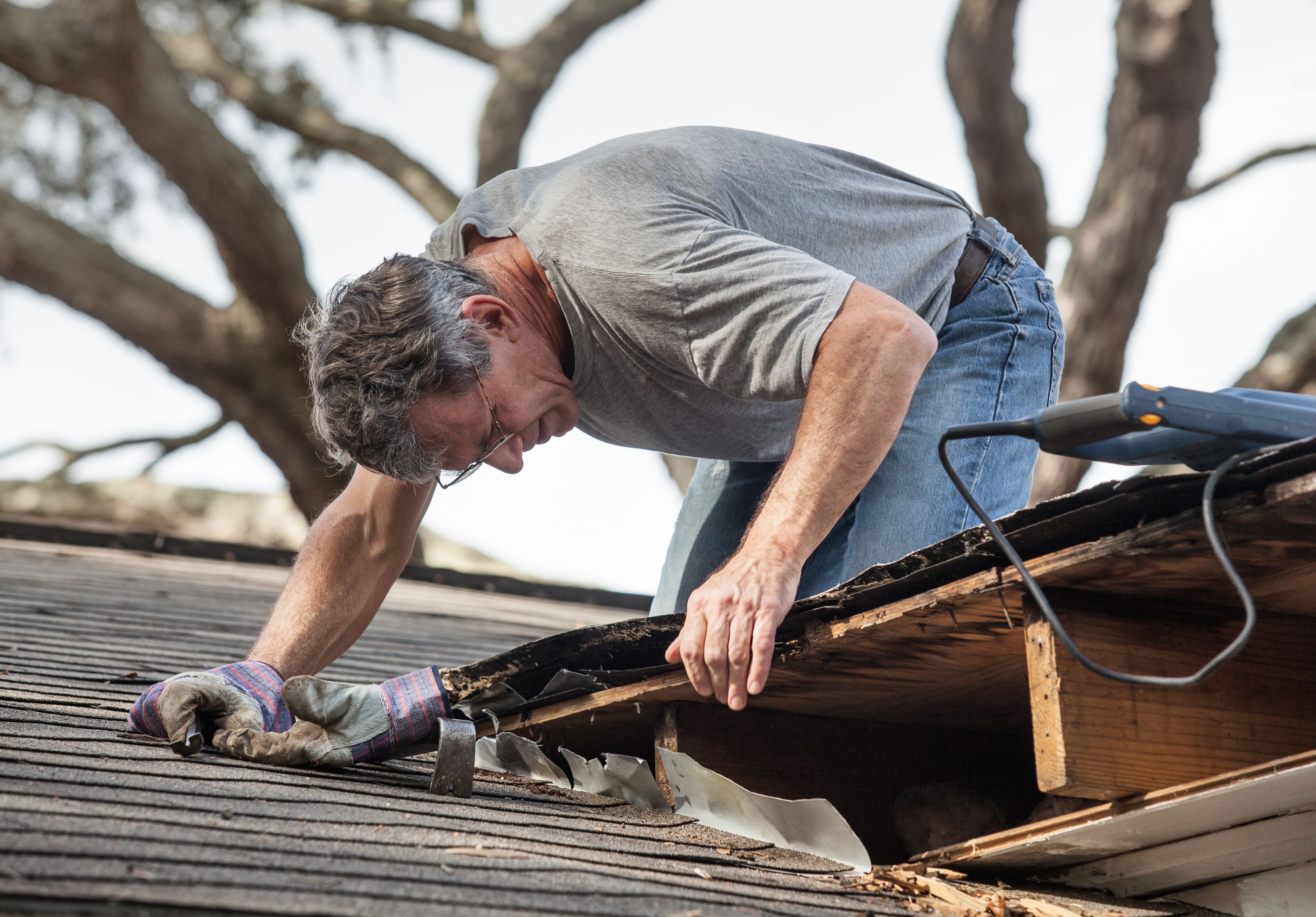 Choosing the Right Materials for Storm Damage Repair in Parkville, MO