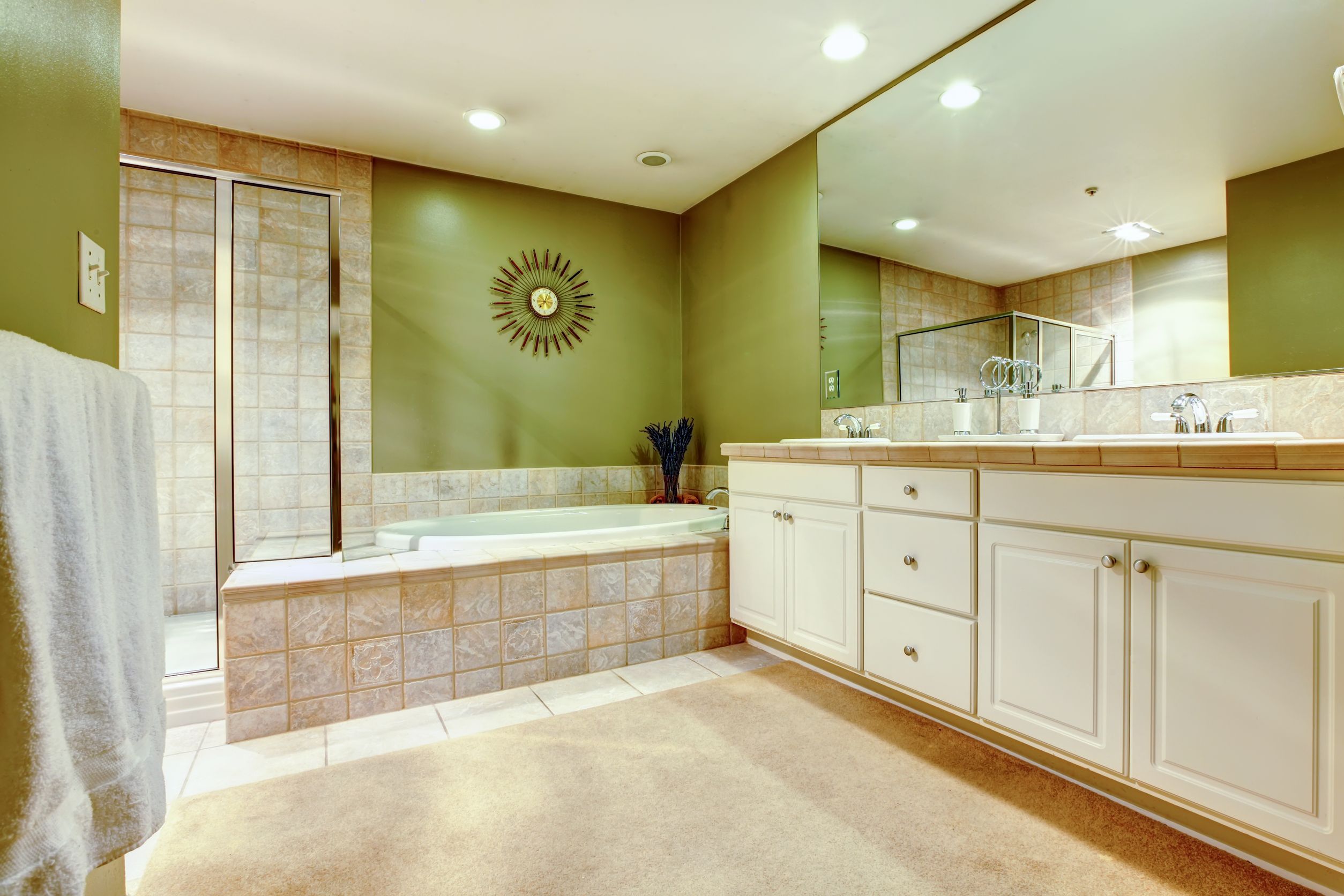 Retaining Contractors to Work on Your Bathroom Remodel in Worcester, MA